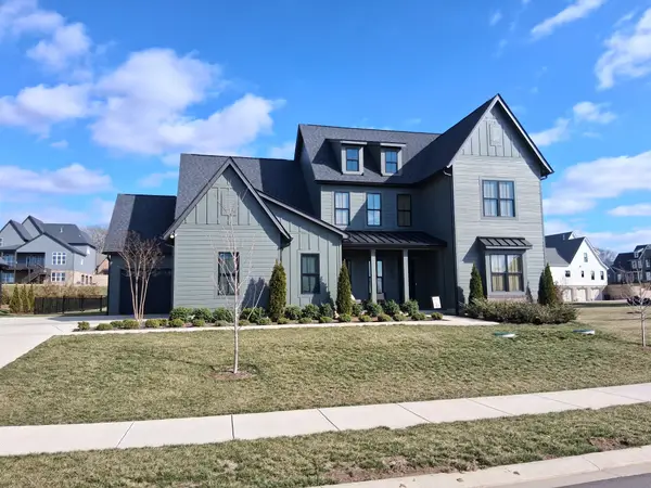 7204 Ellaby Ct, College Grove, TN 37046