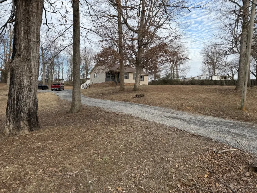 3847 Calista Rd, Cross Plains, TN 37049 - #2