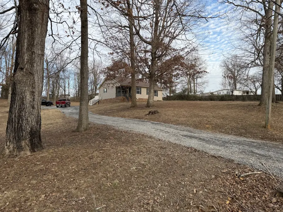 3847 Calista Rd, Cross Plains, TN 37049 - #3