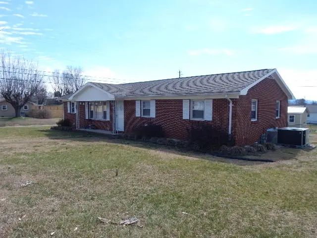 403 Greggview St, McMinnville, TN 37110 - #2