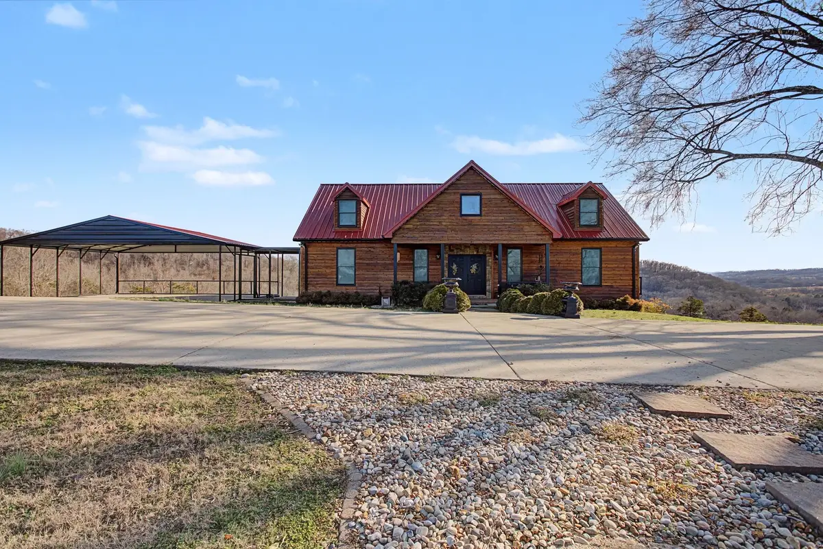 327 Stoneybrook Rd, Columbia, TN 38401 - #1
