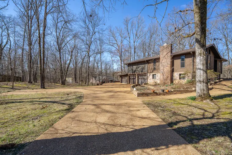 1355 Church St, Savannah, TN 38372 - #3