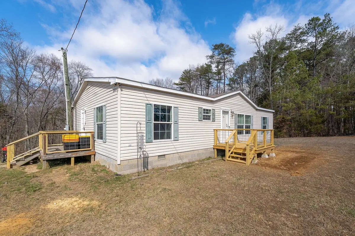 582 Doug Luna Rd, Walling, TN 38587 - #1