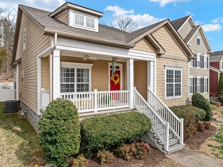 8676 Gauphin Pl, Nashville, TN 37211 - #2