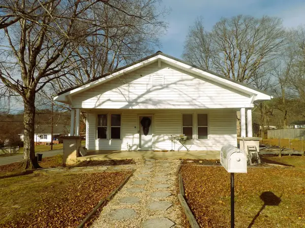 428 Alabama Avenue, Etowah, TN 37331