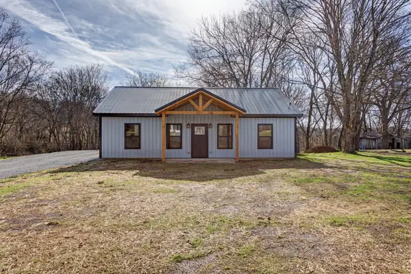 584 Mill St, Lynnville, TN 38472