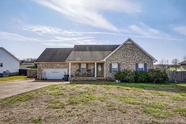 204 Middle Dayle Dr, Portland, TN 37148
