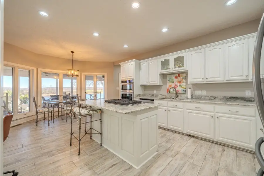 35 Tennessee River Ln, Savannah, TN 38372 - #2