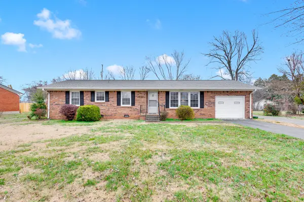 818 Fair Ave, Lawrenceburg, TN 38464