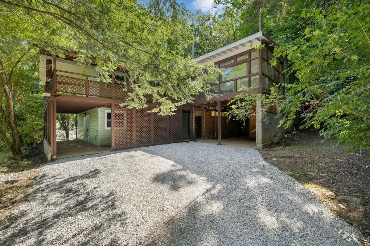 1016 Rustic Hills Dr, Ashland City, TN 37015 - #1