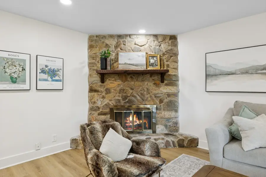 1016 Rustic Hills Dr, Ashland City, TN 37015 - #3