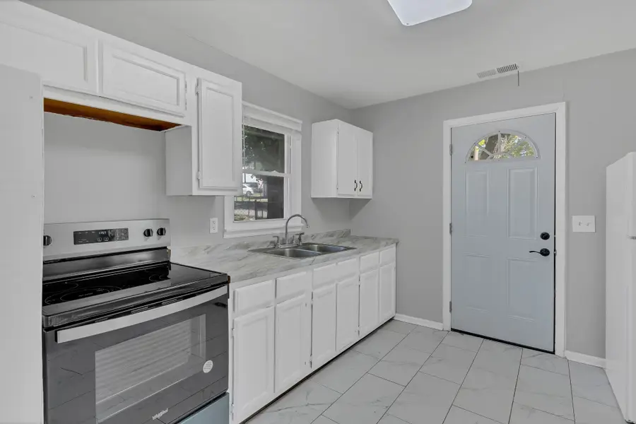 2067 Bessie St, Springfield, TN 37172 - #3