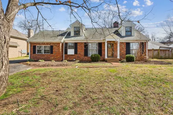 690 Clearview Dr, Nashville, TN 37205