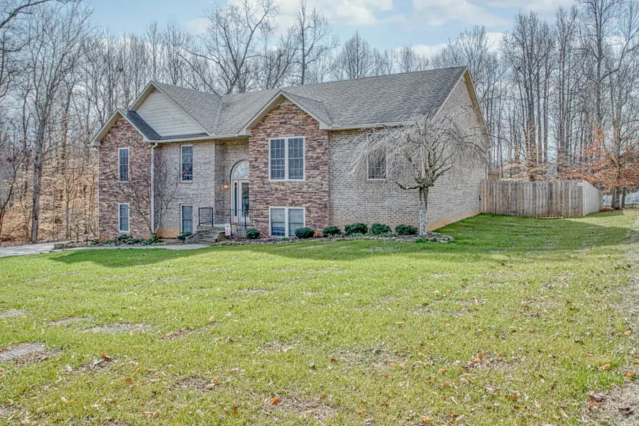 715 Stoneybrook Ct, Cookeville, TN 38506 - #3