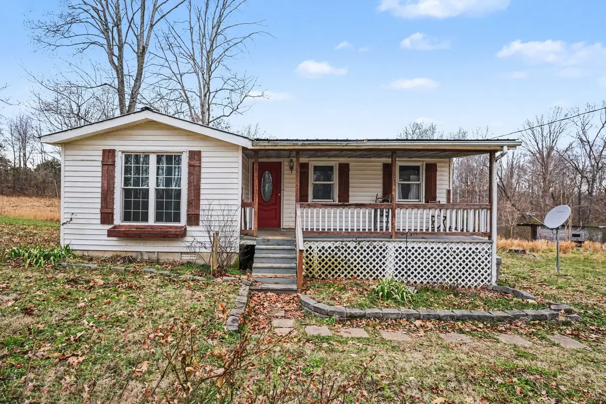 1323 Old Stage Rd, Charlotte, TN 37036 - #1