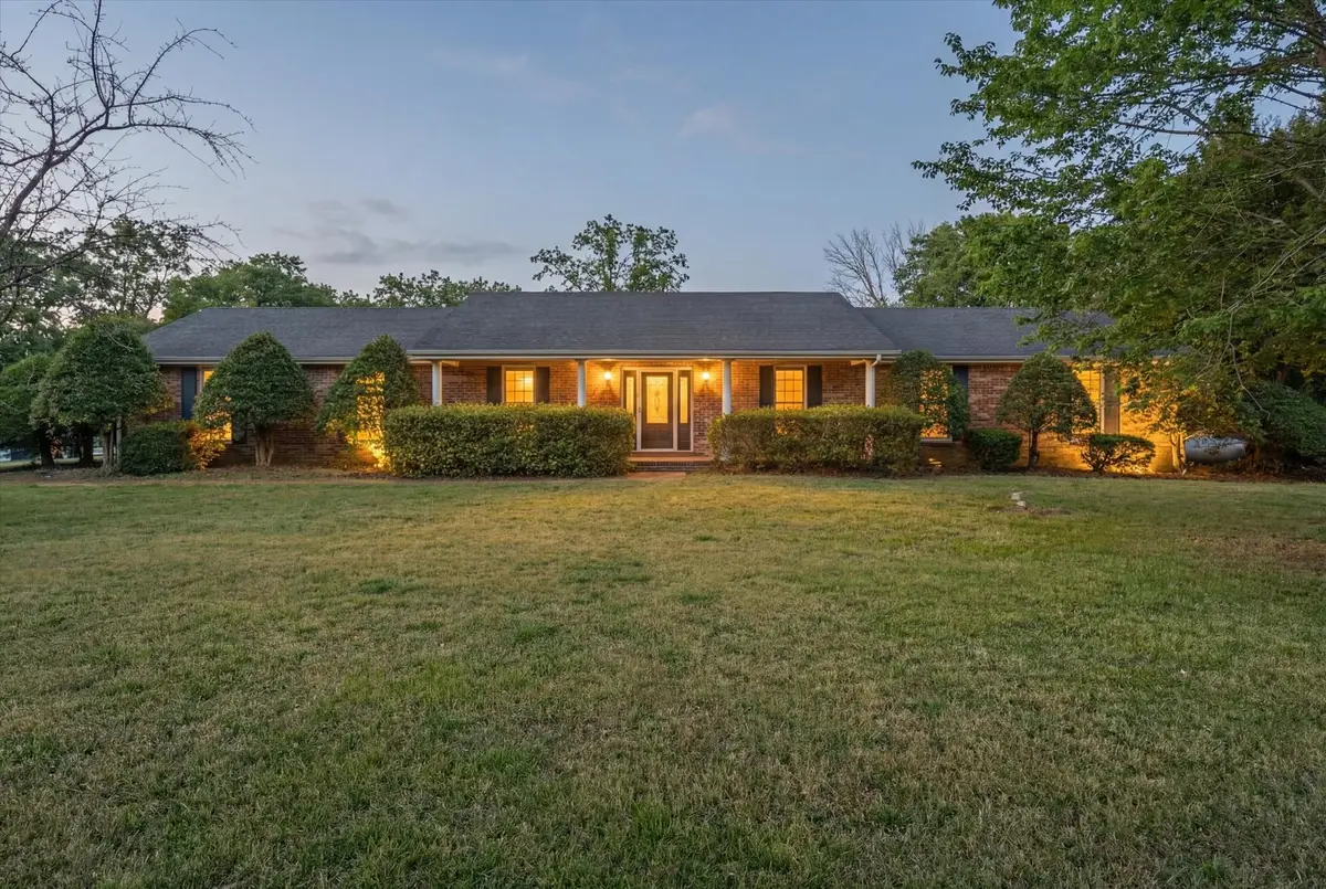 2201 Bearden Rd, Clarksville, TN 37043 - #1