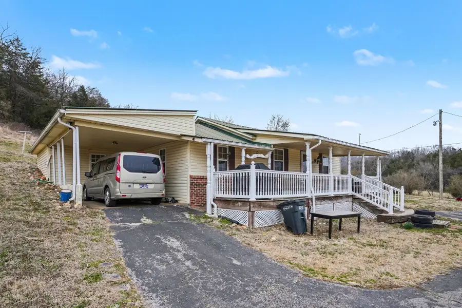 6185 Old Highway 31 East, Bethpage, TN 37022 - #2