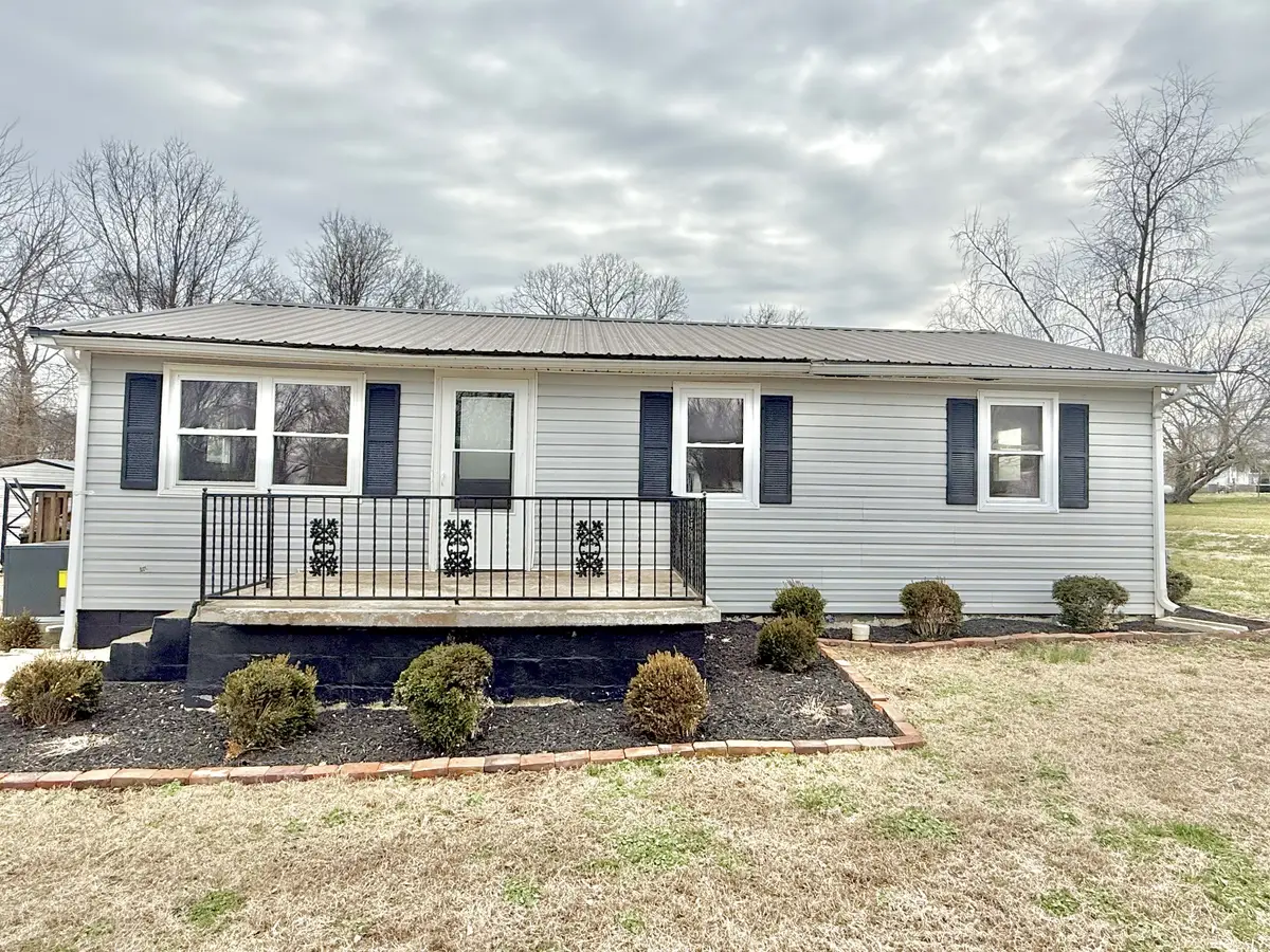 141 W Main St, Gracey, KY 42232 - #1