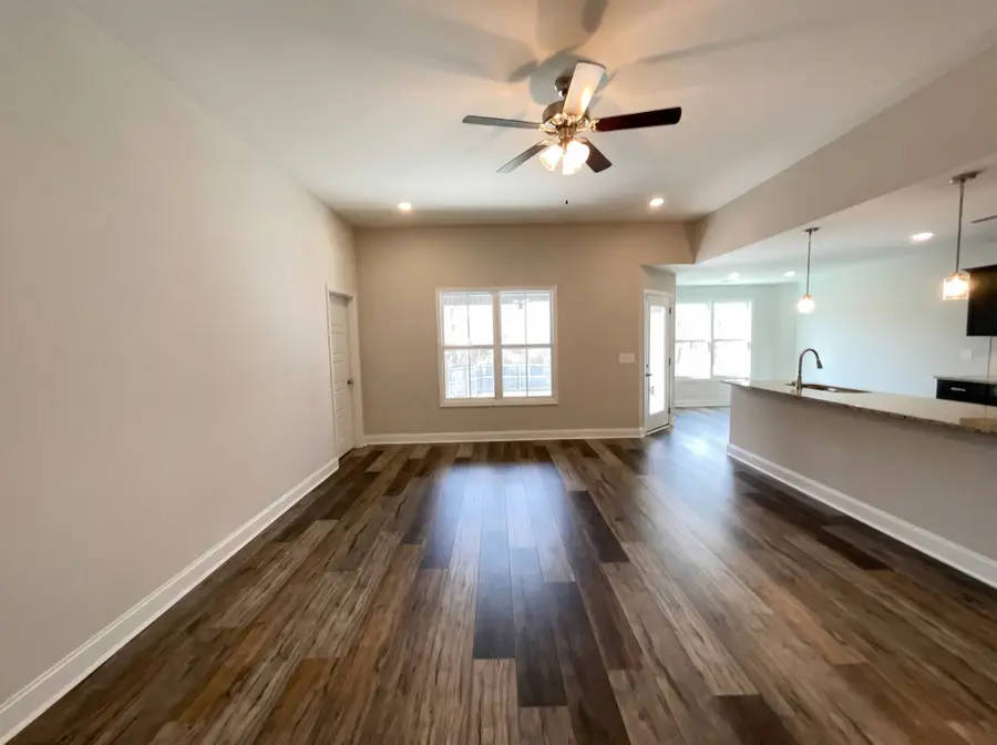 112 Lucerne Ln, Clarksville, TN 37040 - #3