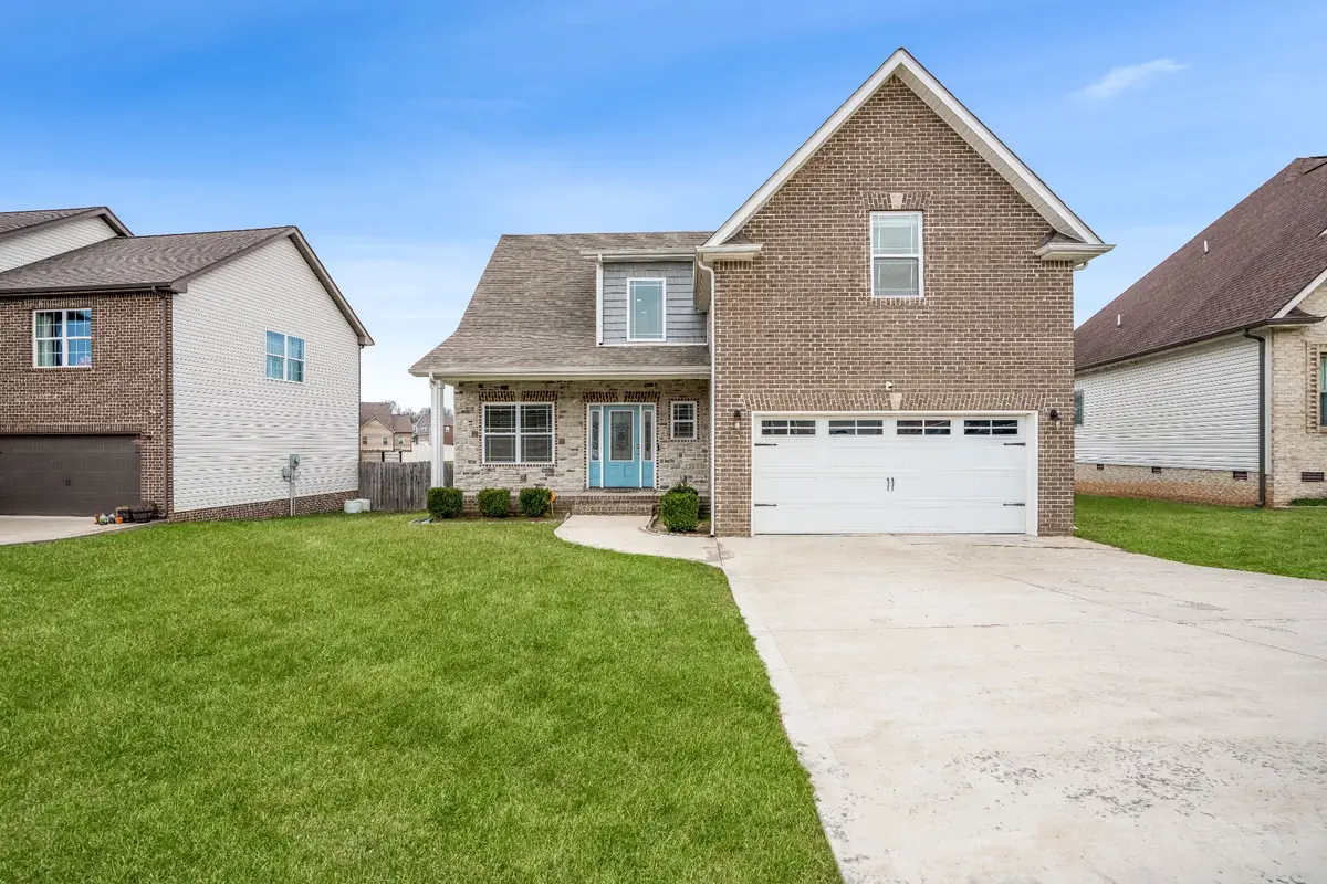 1025 Shirley Dr, Clarksville, TN 37042 - #1