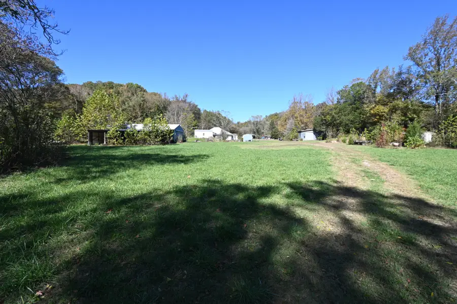 6081 Highway 438 W, Linden, TN 37096 - #3