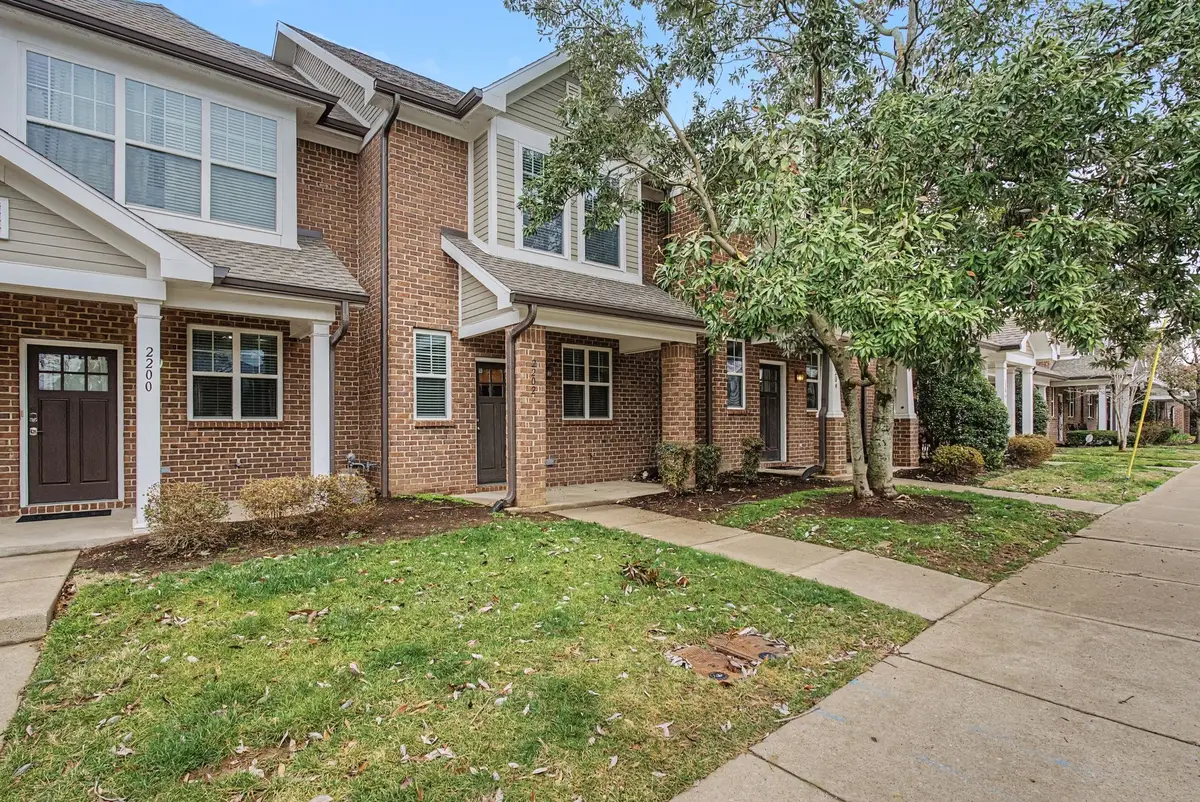 2202 Knowles Ave, Nashville, TN 37204 - #1