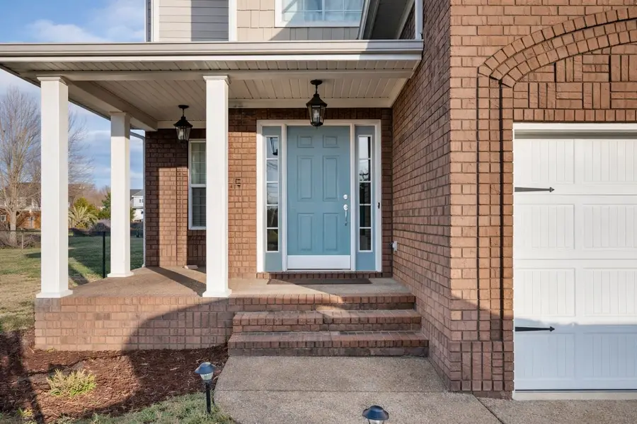 705B N Russell St, Portland, TN 37148 - #2