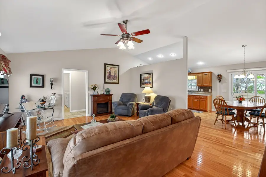 1017 Iroquois Ln, Crossville, TN 38572 - #2