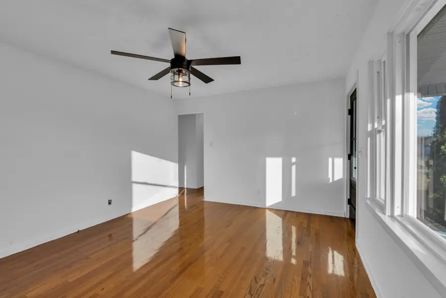 600 Cadillac Ln, McMinnville, TN 37110 - #3