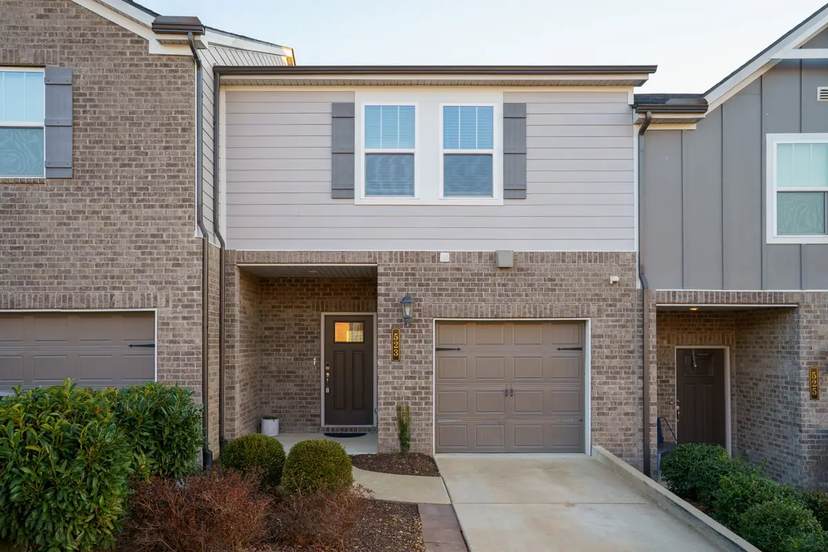 523 Stovall Ln, Columbia, TN 38401 - #1