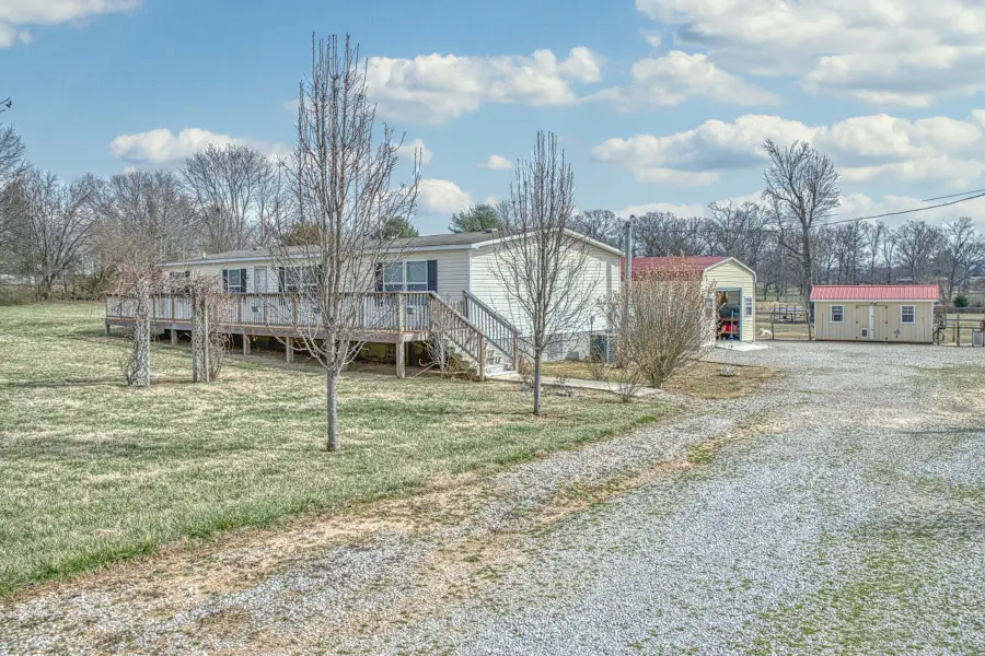 791 Old Kentucky Rd, Sparta, TN 38583 - #3