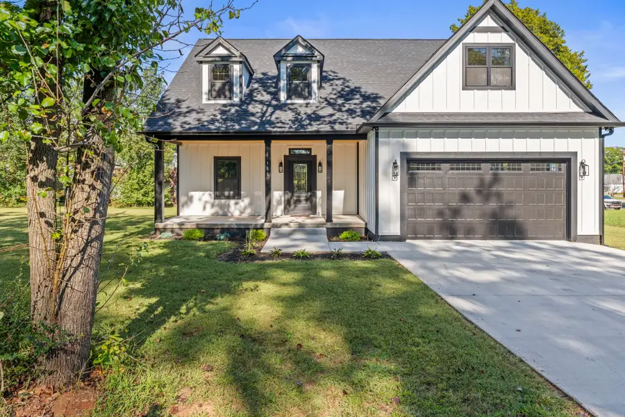 106 5th Ave N, Decherd, TN 37324 - #2