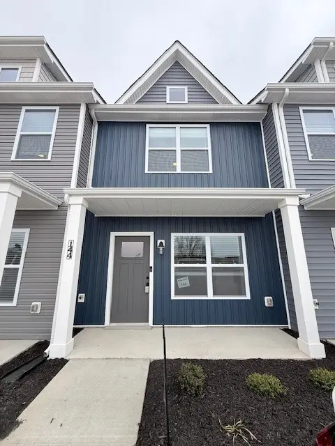 144 Front Ridge Cir, Clarksville, TN 37040