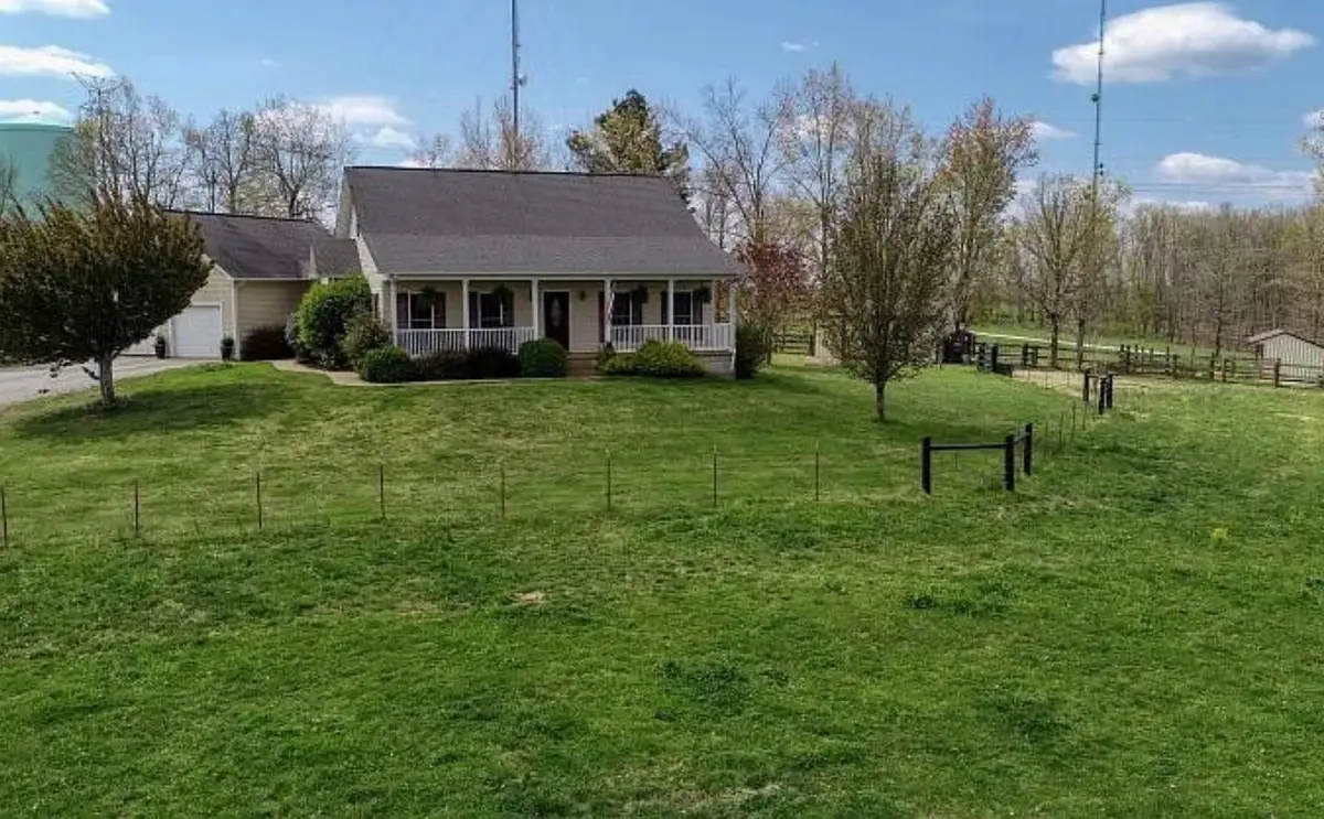 450 Drowning Creek Rd, Crossville, TN 38571 - #1