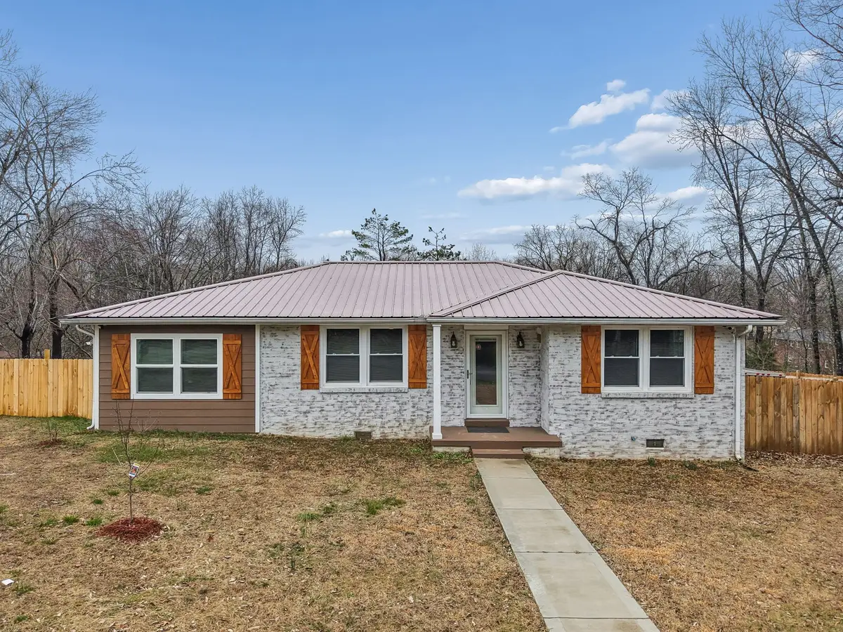 8871 Pinewood Rd, Lyles, TN 37098 - #1