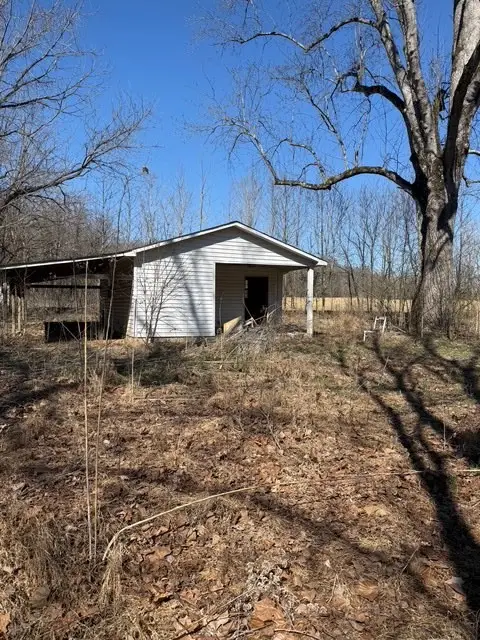5281 Little Hurricane Creek Rd, Mc Ewen, TN 37101 - #3