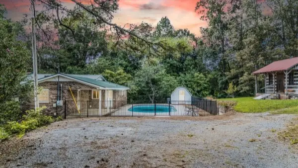 824 Carter Blake Rd, Tullahoma, TN 37388