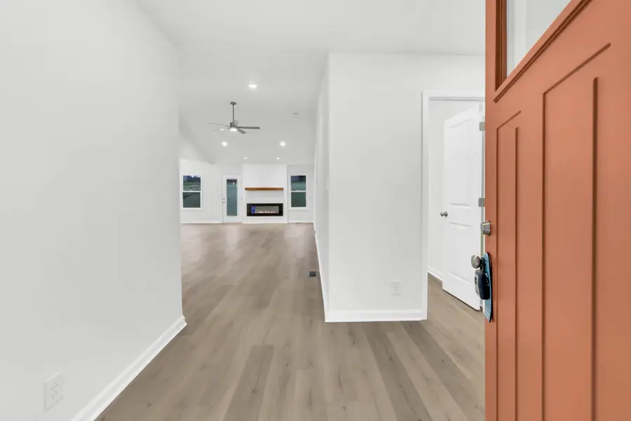 1154 Tybee Dr, Clarksville, TN 37042 - #2