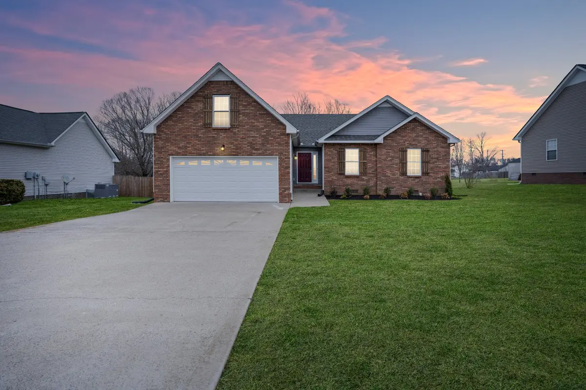 3813 Roscommon Way, Clarksville, TN 37040 - #1