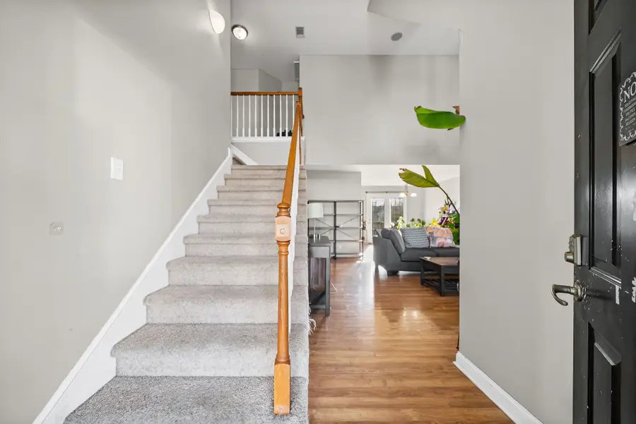 688 Foxfield Dr, Clarksville, TN 37042 - #2