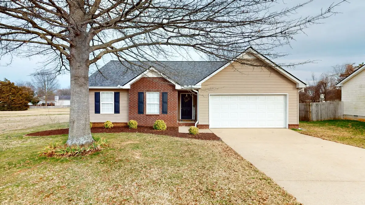 1241 Mac Duff Dr, Murfreesboro, TN 37128 - #1