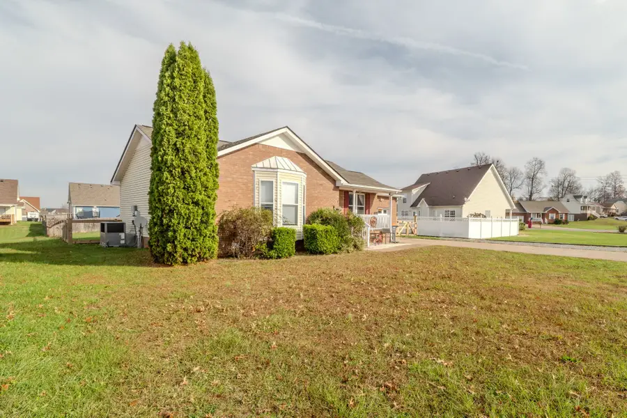 1735 Hazelwood Rd, Clarksville, TN 37042 - #2