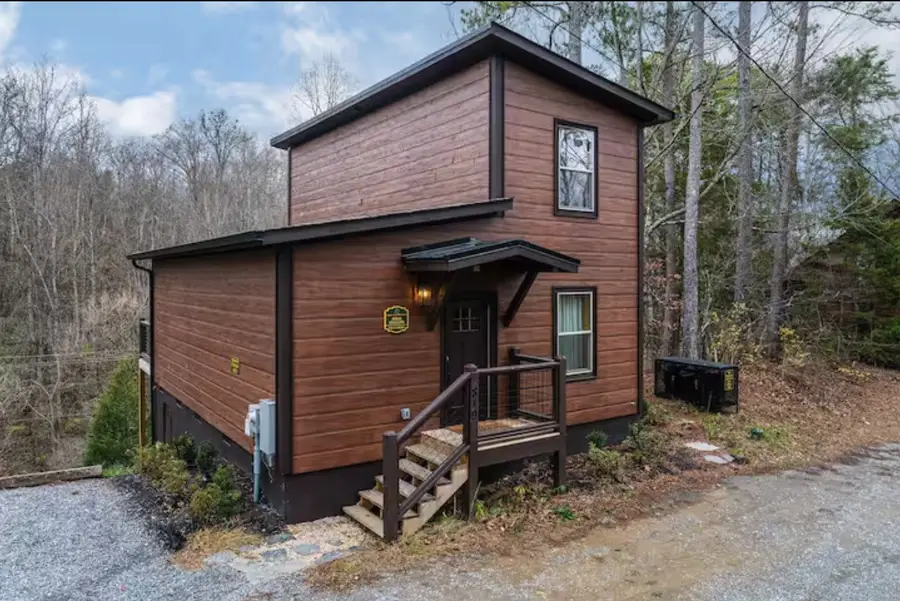 819 S New Era Rd, Sevierville, TN 37862 - #2