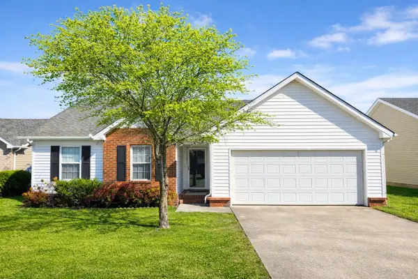 2724 Roscommon Drive, Murfreesboro, TN 37128