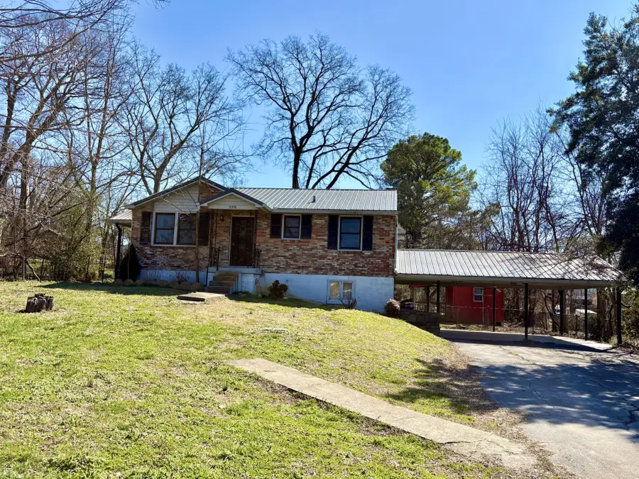 2315 Highland Ave, Columbia, TN 38401 - #2
