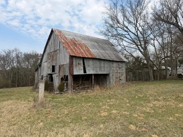 5 Claiborne Lane, Castalian Springs, TN 37031