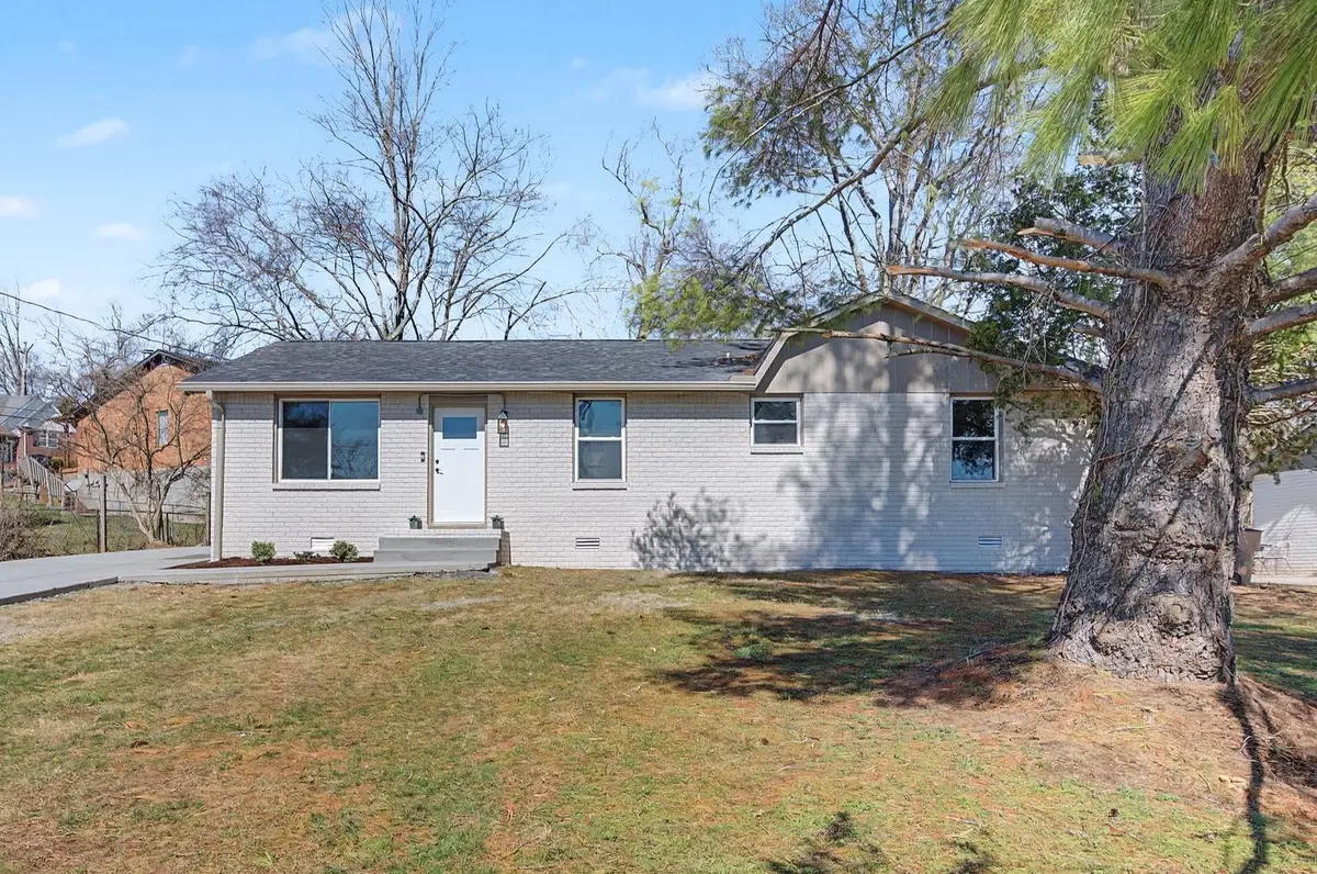 3792 Lunn Dr, Nashville, TN 37218 - #1