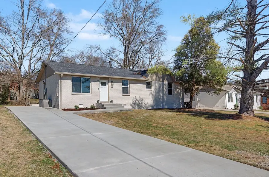 3792 Lunn Dr, Nashville, TN 37218 - #2