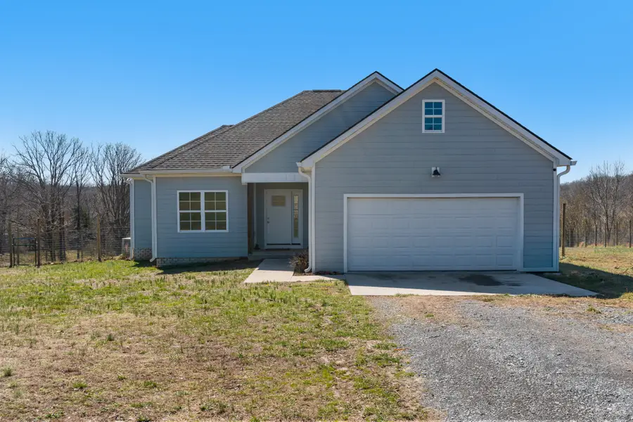 10164 Makenzie Ln, Bon Aqua, TN 37025 - #2