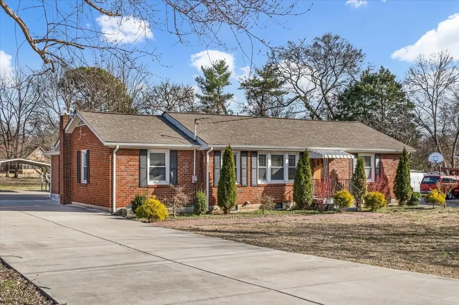 4208 Glynda Dr, Nashville, TN 37216 - #2